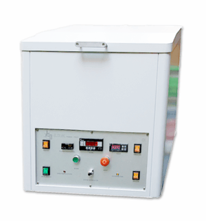 Unsulfonated Residue of Petroleum Plant Spray Oils
